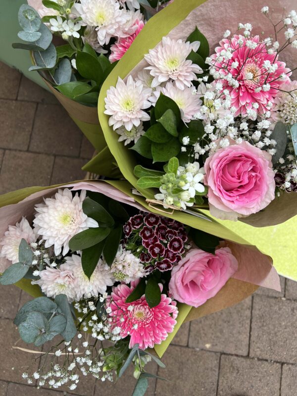 7 bouquets de fleurs de saison livraison montbeliard